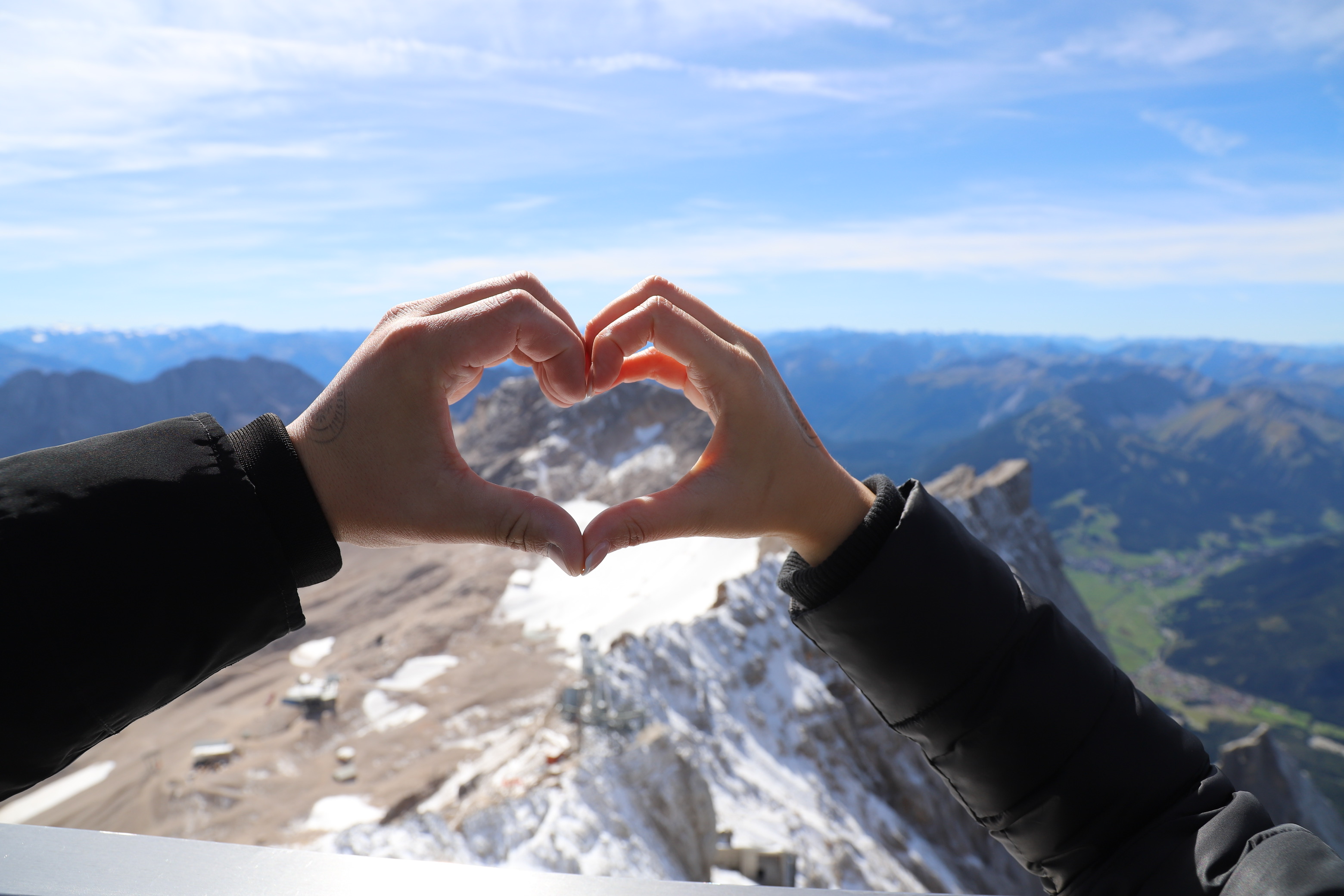 Bärenhände mit Liebe